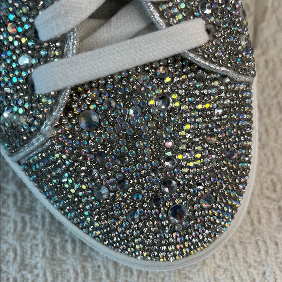 Betsey Johnson, Rhinestone tennis shoes, with box, SB-SIDNY 998075, women 7.5 - Picture 12 of 17